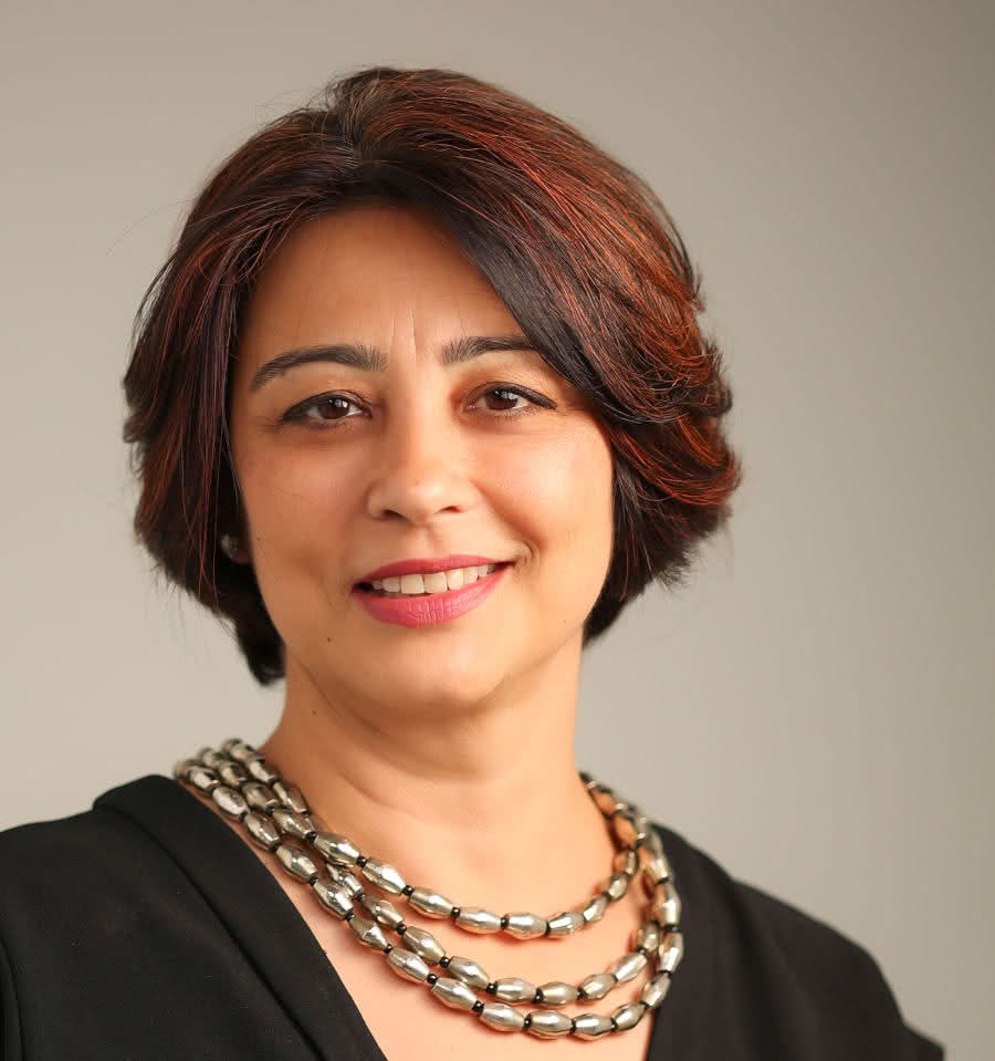 melrish-5494 close up-about